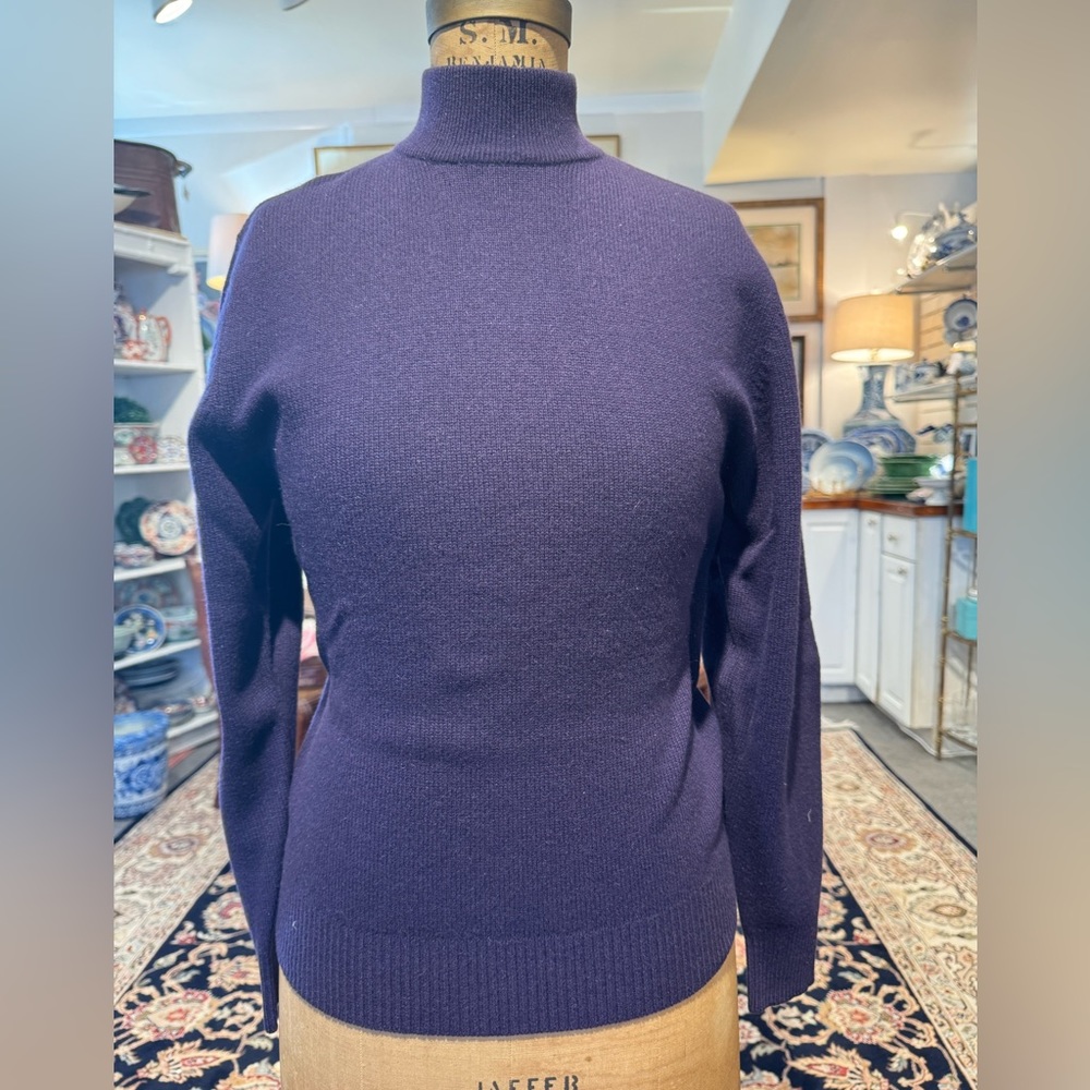 Neiman Marcus purple Cashmere Sweater